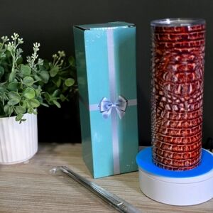 Brown Crocodile Pattern Tumbler